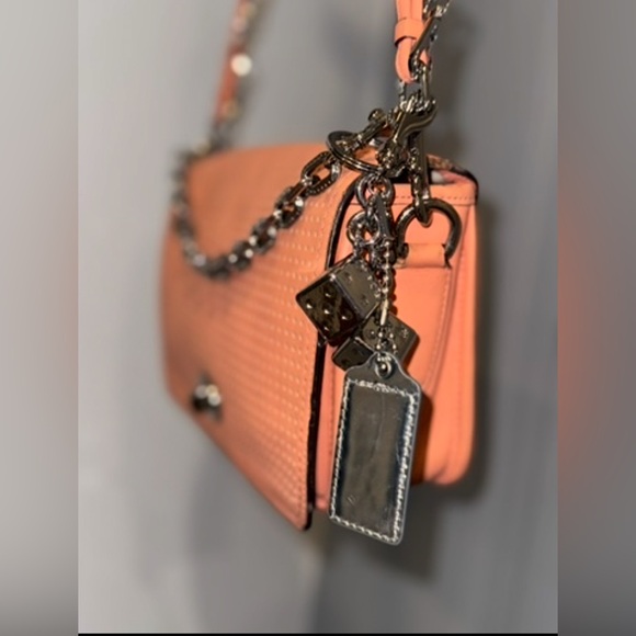 COACH PERFORATED CORAL CROSSBODY WITH ADDITIONAL ACCESSORIES - Picture 13 of 14